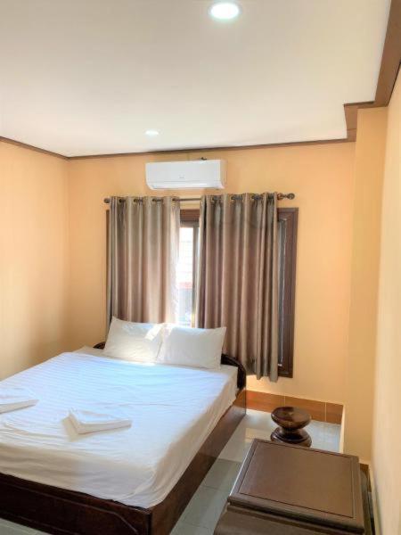 Walking Street Villa Vang Vieng Bagian luar foto