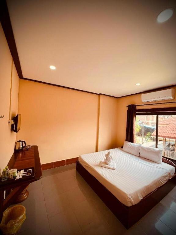Walking Street Villa Vang Vieng Bagian luar foto