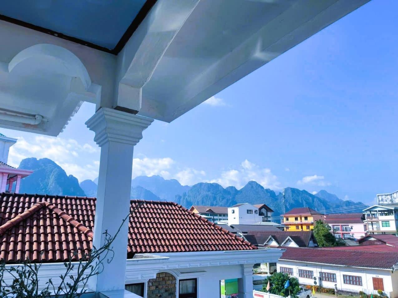 Walking Street Villa Vang Vieng Bagian luar foto
