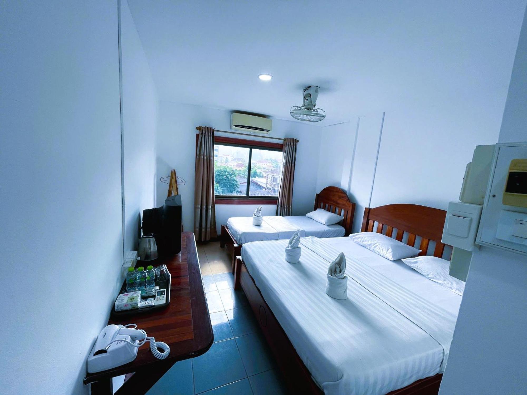 Walking Street Villa Vang Vieng Bagian luar foto